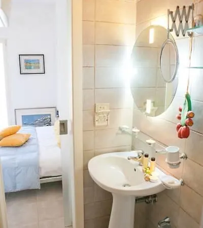 Guest house Levante 3*